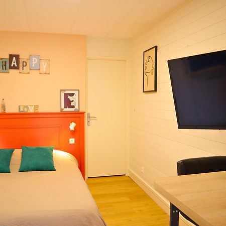 Studio Moderne Et Tout Equipe Au Coeur De Bourbourg - Gare A Proximite Eksteriør bilde